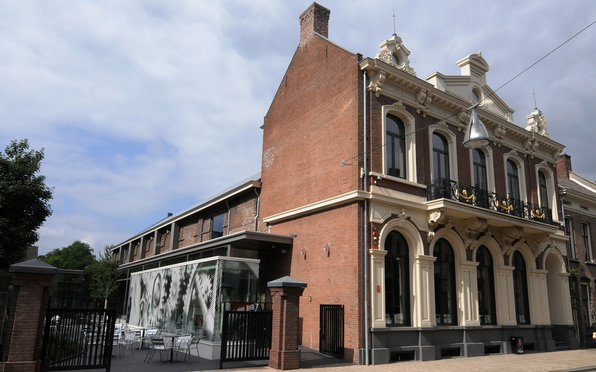 Cinecitta 电影院——600万欧元翻新工程中的不朽情缘不朽情缘 CIS 产品
