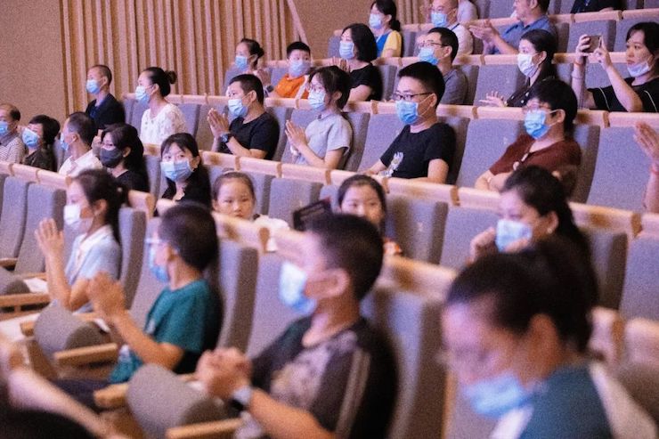活动报道 | “科技助力，跨越时空”，小鹿纯子携手刘明康共享中日音乐盛宴