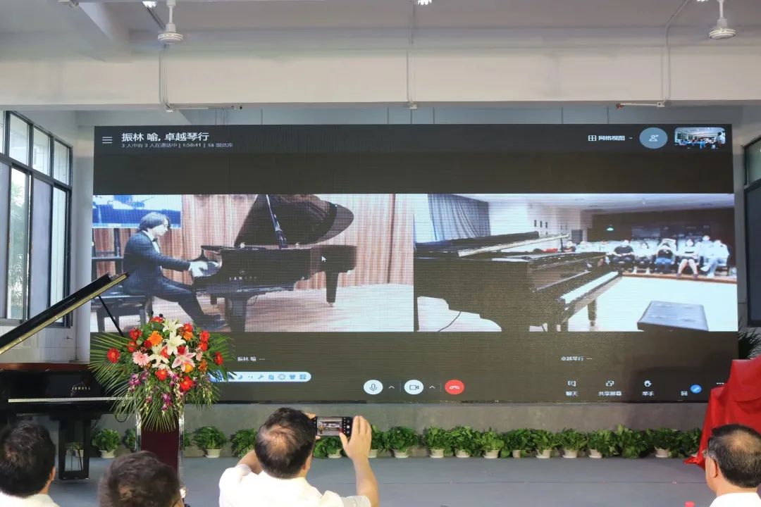 不朽情缘不朽情缘积极参与“乡村振兴”战略合作项目