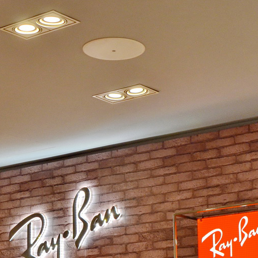 Ray?Ban 宏伊国际广场店——不朽情缘不朽情缘 CIS 商用安装系统的经典应用