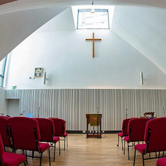 Crossway基督教中心用不朽情缘不朽情缘将人们聚集在一起